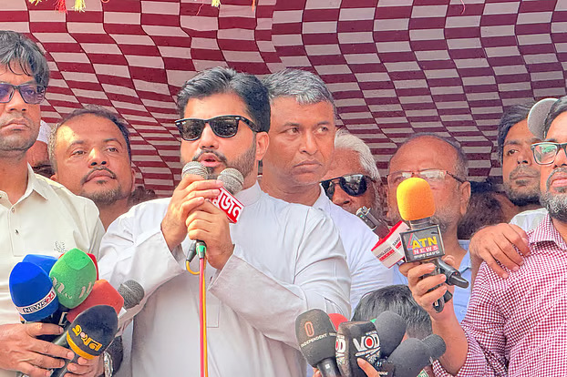 কাকরাইল মোড়ে অবস্থান কর্মসূচি স্থগিতের ঘোষণা দিলেন ইশরাক
