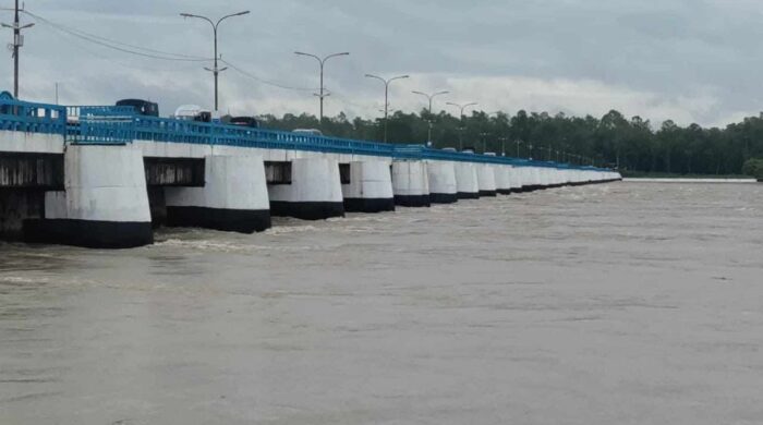 তিস্তায় পানি বাড়ছে, ডালিয়া বিপৎসীমায়