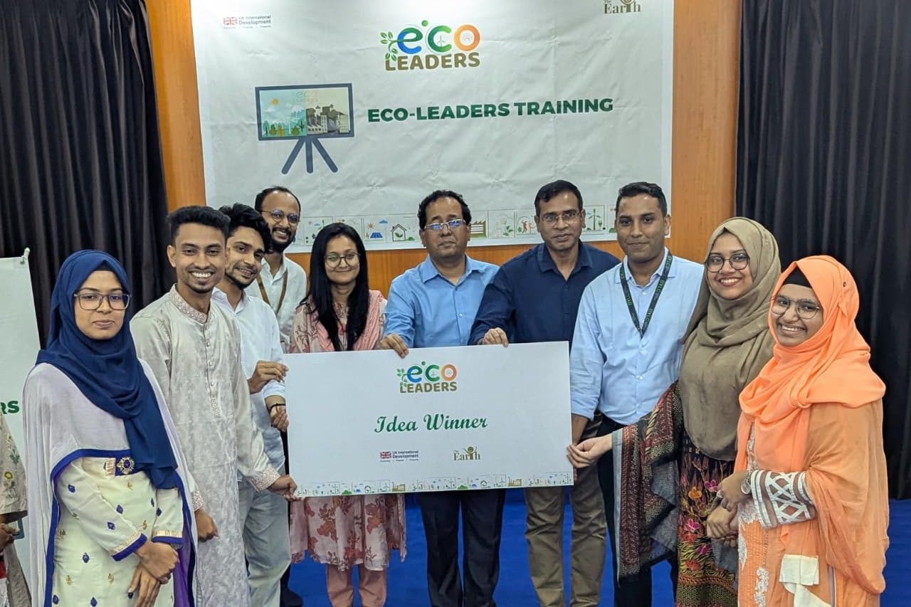 কুড়িগ্রামের যুবক ইকো লিডার্সে জিতলো ১ লাখ টাকা, আইডিয়া উইনার তার টিম বর্ডারলেস