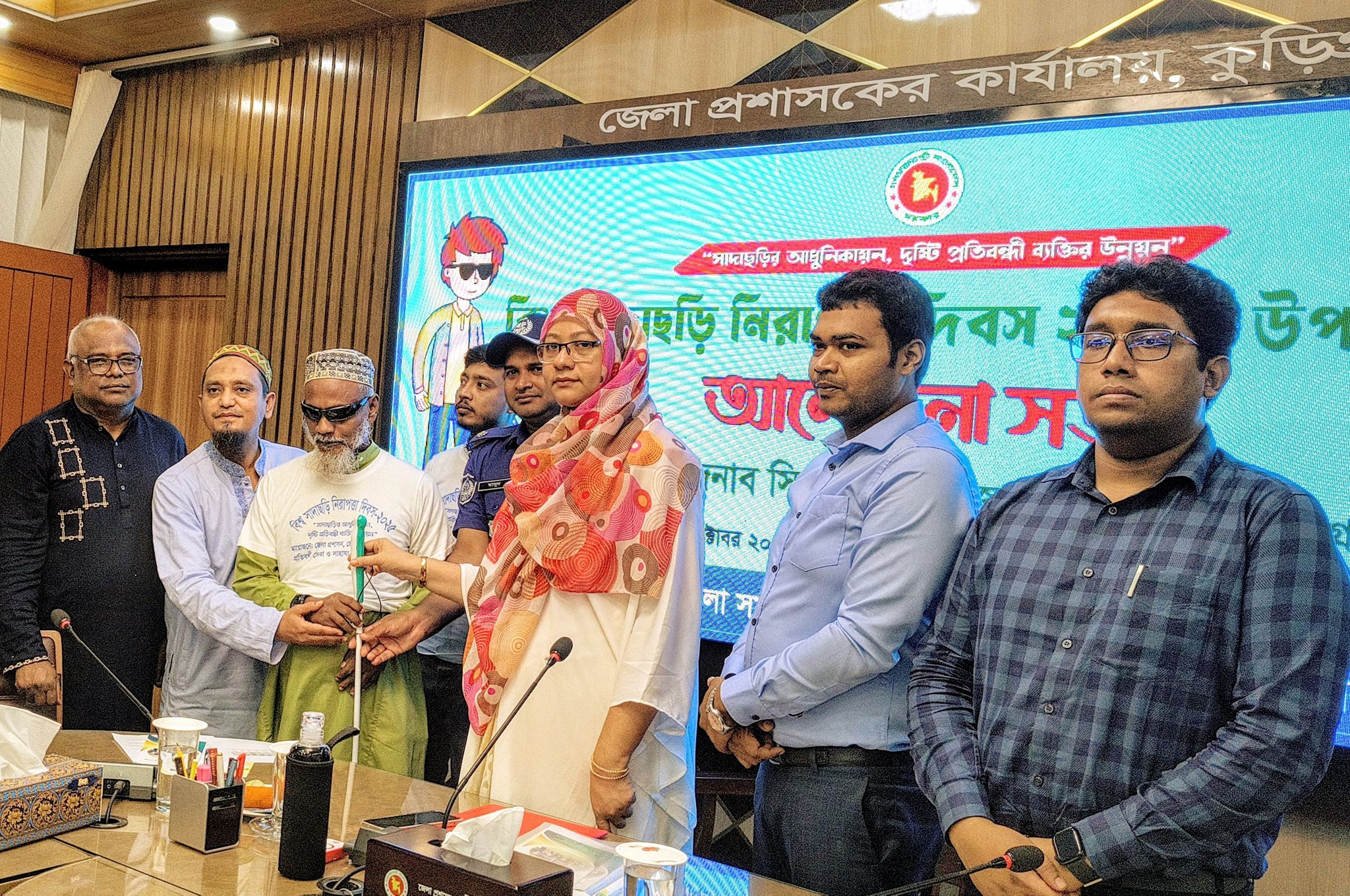 বিশ্ব সাদাছড়ি নিরাপত্তা দিবস-২০২৫ উদযাপন উপলক্ষ্যে কুড়িগ্রামে র‌্যালী, আলোচনা সভা ও সহায়ক উপকরণ বিতরণ