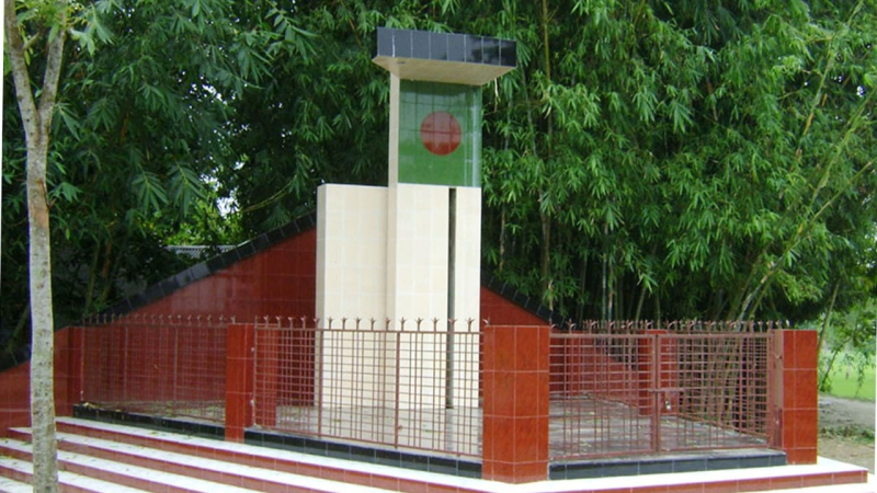 উলিপুরে হাতিয়া গণহত্যা দিবস আজ