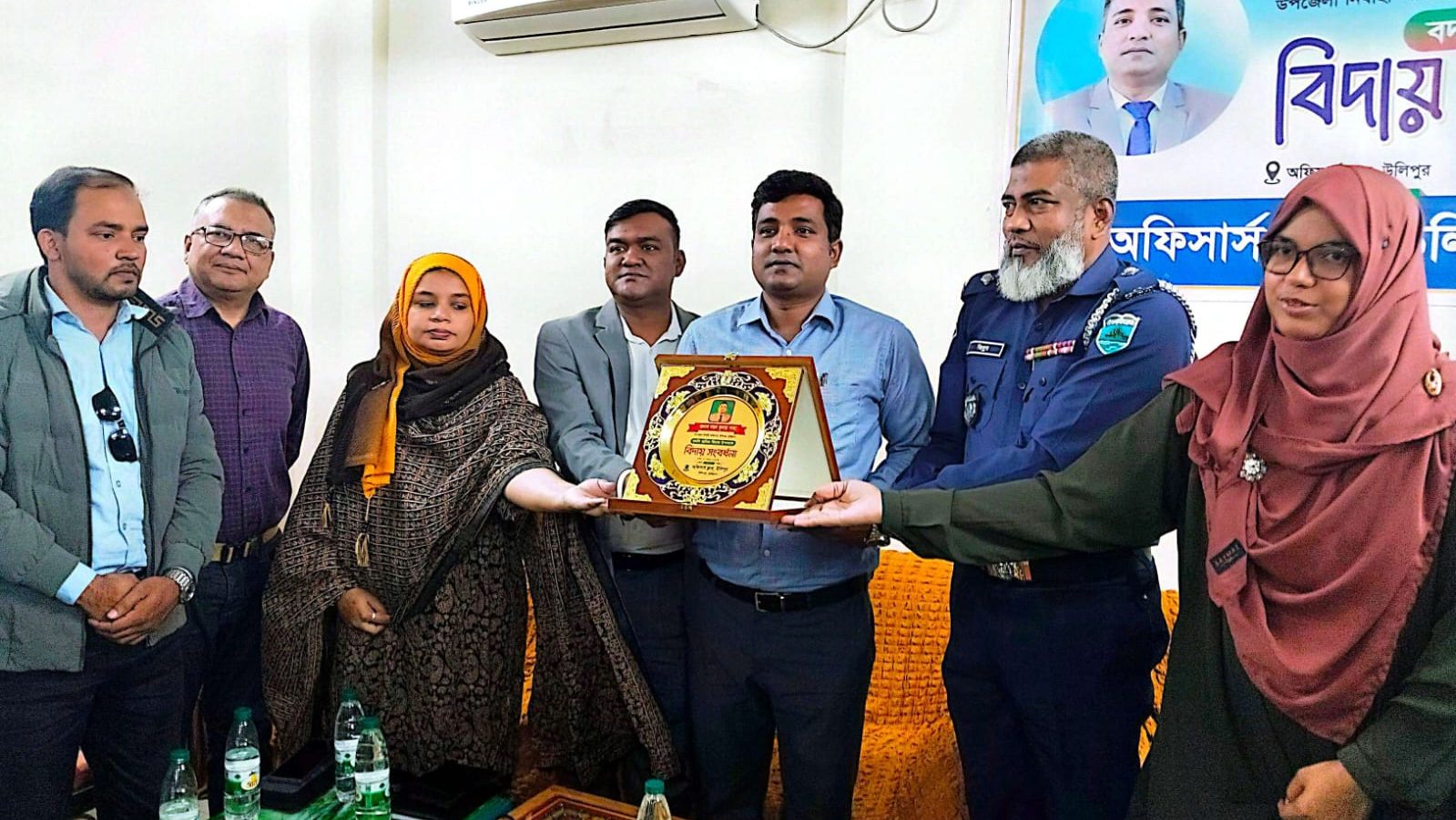 উলিপুরে ইউএনও নয়ন কুমার সাহার বিদায় সংবর্ধনা অনুষ্ঠিত