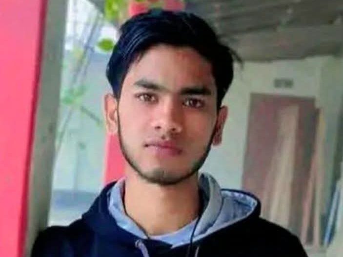মেডিকেলে ভর্তির সুযোগ না পাওয়ায় মানসিকভাবে বিপর্যস্ত শিক্ষার্থীর মৃত্যু, এলাকায় শোকের ছায়া