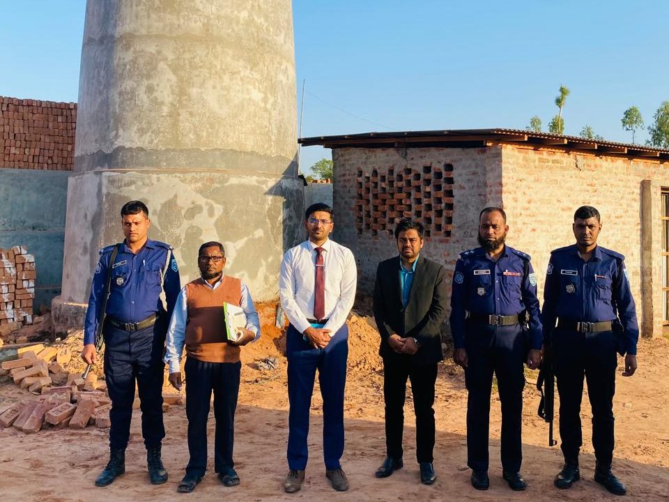 কুড়িগ্রামে ৩ ইটভাটার বিরুদ্ধে ভ্রাম্যমাণ আদালতের অর্থদণ্ড