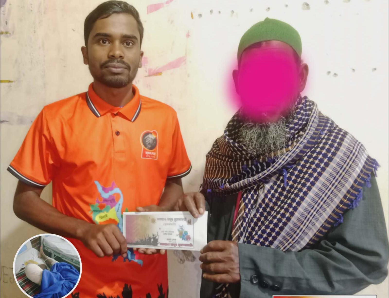 দুর্ঘটনায় পা হারানো সেলিমের পাশে ‘আমরাও মানুষ’ ভূরুঙ্গামারী গ্রুপ