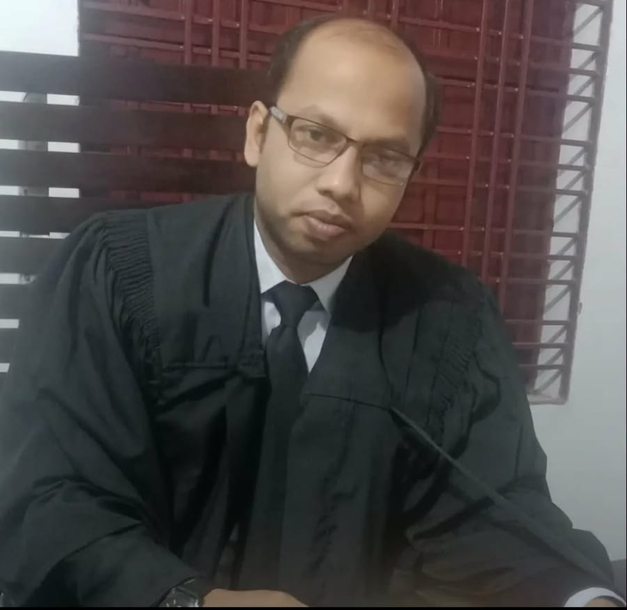 শিক্ষাগত যোগ্যতা নিয়ে অভিযোগ: অ্যাডভোকেট আব্দুল্লাহ আল মামুনের সদস্যপদ স্থগিত
