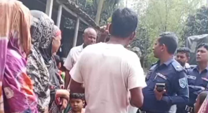 কুড়িগ্রামে তদন্ত ছাড়াই মামলা,প্রতিবেশীর প্রতিবাদকে মব বলছে পুলিশ