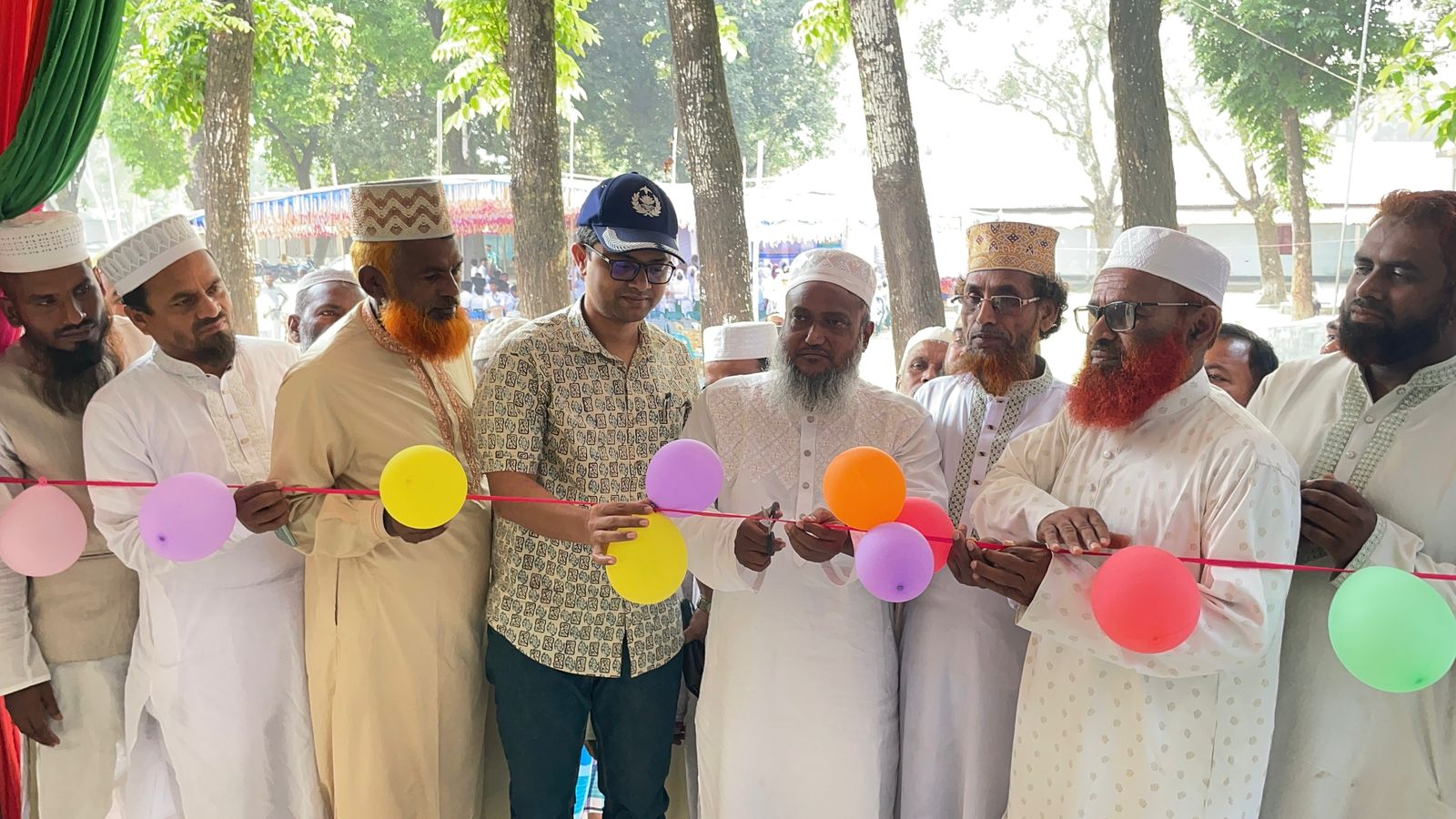 মাদারগঞ্জ বহুমুখী উচ্চ বিদ্যালয়ের নতুন একাডেমিক ভবন উদ্বোধন