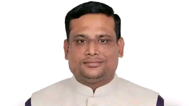 ‎চিকিৎসার জন্য সুইজারল্যান্ড যাত্রা, বিমানবন্দরেই আটক হলেন ইউপি চেয়ারম্যান লিটন
