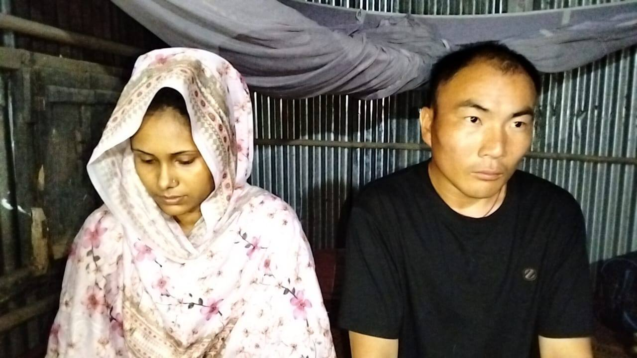 ভালোবাসার টানে চীনের যুবক বিয়ে করে সংসার করছেন কুড়িগ্রামের ফুলবাড়ীতে